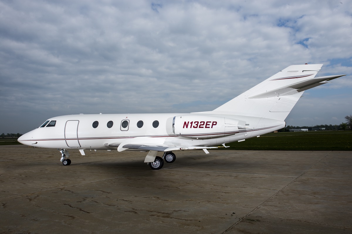 Picture-of-Falcon 20-5BR-Aircraft gallery