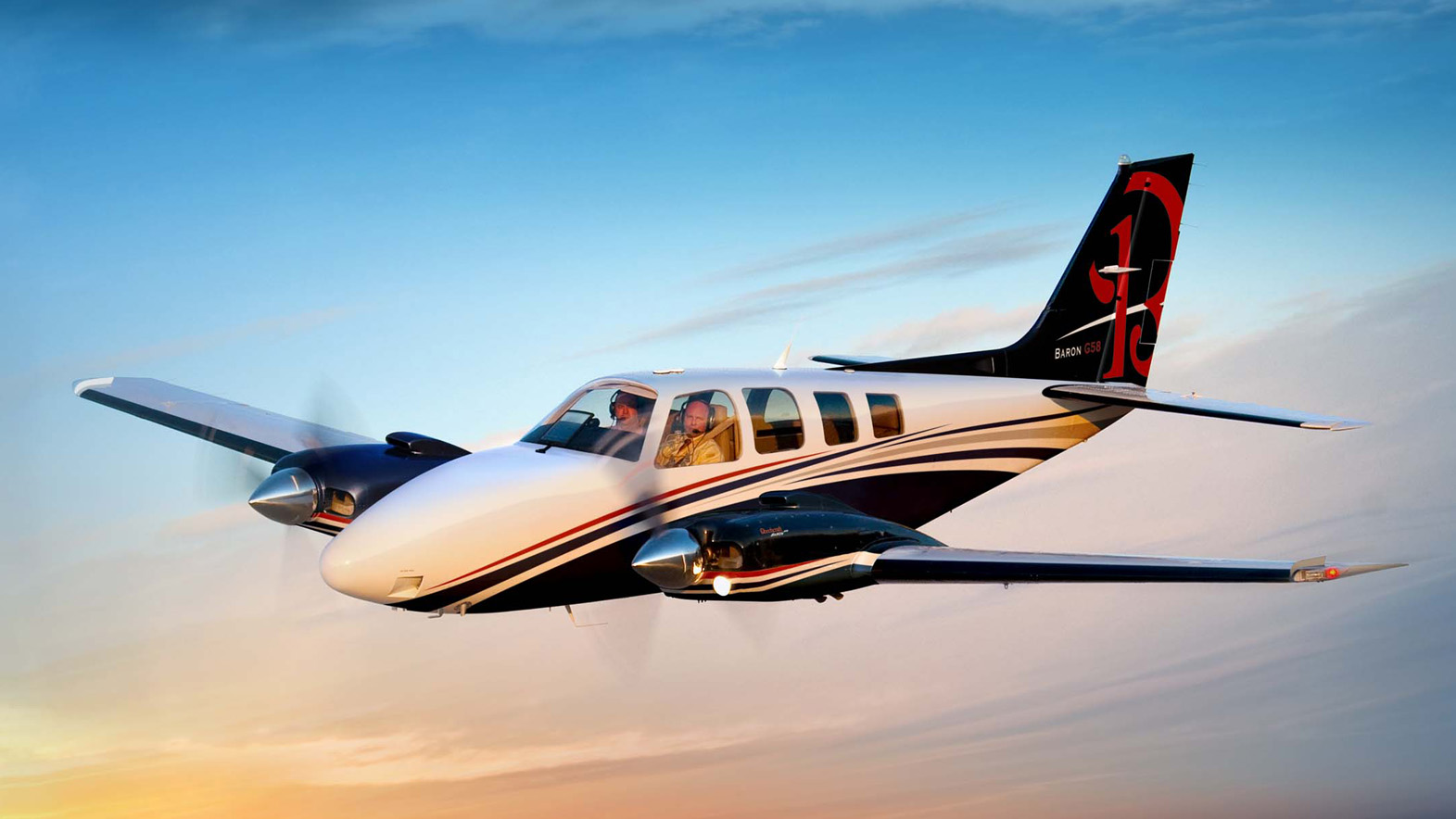 Picture-of-Beech Baron 58TC-Aircraft gallery